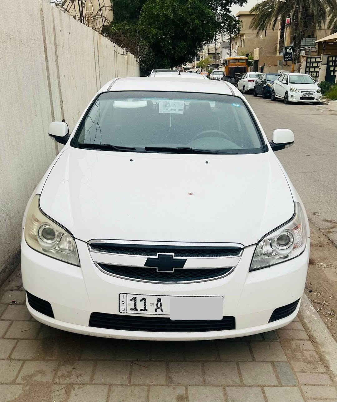 السلام عليكم 
شوفرليت ابيكا موديل 2008خليجي 
مكفوله كفاله عامه عدا بارد بسيط بجاملغ الامامي الايسر السياره جديده كلش 
ماشيه 79 الف 
مكينه2400
رقم بغداد 
سعر ٩٨$بيه مجال 
تلفون ***********
