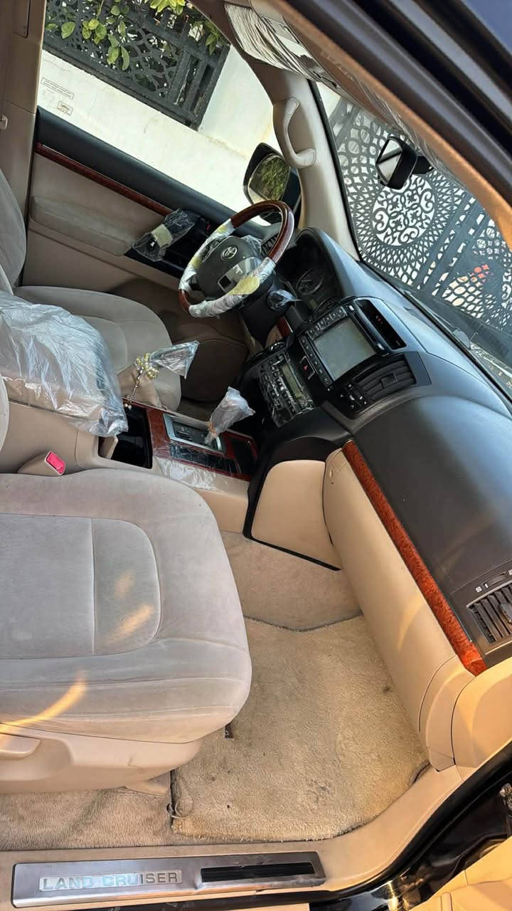 وەنەوشە ٢٠١٢
٦ پستنی فول مواسەفات
هیچی نیە دو جی بچوکی تەعدیلە
گیرو مەکینەو هەموو شتیکی بەشەرت مەکینەش نەکرایتەوە بەشەرت
زۆر خاوین مایتەوە دەسکاری نەکراوە 
دەعامی لۆ دەعامی بەشەرت
٣٢٨ وەرەقەو مەجالیکی بەسیتو برایانە 
لە هەولیرم أربيل, العراق


**إذا كنت صاحب هذا الإعلان وتريد حذفه لأي سبب، رجاءا أرسل رسالة إلى الدعم الفني**