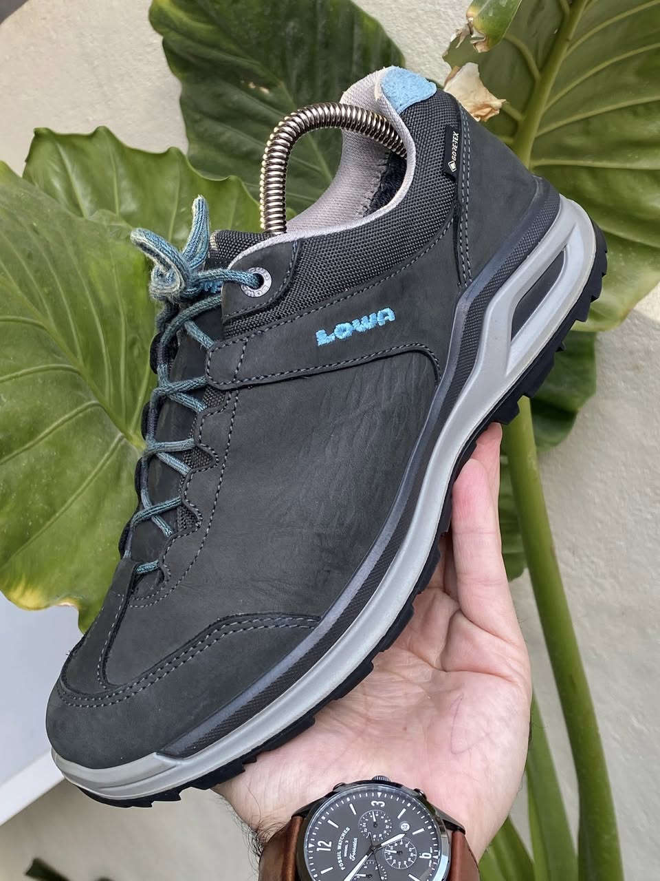 Lowa- goretex- szie 40.5…مارکەی لۆوا  بالەی ئەوڕۆپی قیاس ٤٠.٥ نیو ئۆرجنال ئەسلی دژە ئاو چوار وەرزە. ٩٩/١٠٠ خاوين……حذاء باله اوربى ماركة لوا اورجنال اصلى قياس ٤٠.٥ ونصف ضد الماء الضنافة ٩٩/١٠٠


**إذا كنت صاحب هذا الإعلان وتريد حذفه لأي سبب، رجاءا أرسل رسالة إلى الدعم الفني**