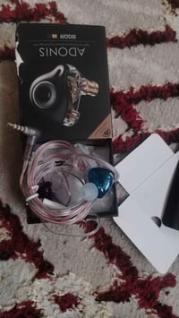 سماعة • للبيع