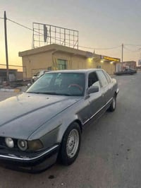 بي ام موديل 1991 جاهزه 730محرك كير  معروضه 45وبيها مجال بسيط جدا 07877...