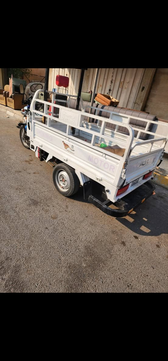 سلام عليكم ستوته للبيع موديل ٢٣ مكفوله كفاله عامه مكان ديالى شهربان مرقمه بسمي تحويل يوم  محرك جديد يعني كبل لشارع الاستفسار ***********
