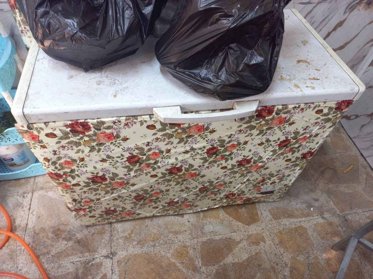 غراض مطعم للبيع
براد مقبلات ١٦ بلانك استيل اصلى
مجمدة مترو عشرة 
كريل و قلاية و فلافل جديد
ميز دخل 
بغداد بتاوين  ***********
***********
