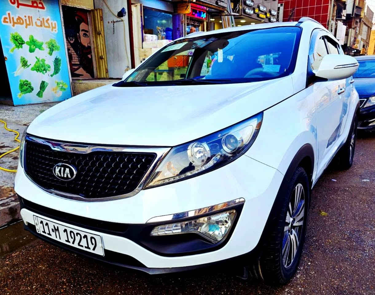 اسبورتج 2016 خليجي رقم بغداد انكليزي با اسمي محرك 2000 دوش سيارة ماشية 133مكفولة من الضربة فقط بارد وشبر صبغ بل جنطه والباقي كفاله كير محرك حدادية تبريد خير من الله السيارة جاهزه من كل النواحي اي نقص مبيها السعر 165 مكاني البلديات التواصل ***********
