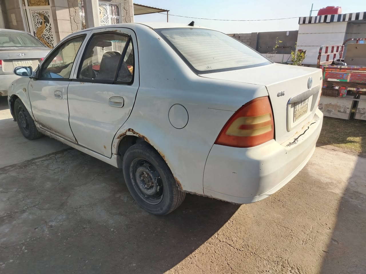 السلام عليكم تحيه طيبه،، للبيع جيلي سي كي مؤديل ٢٠١٢ رقم كربلاء تحويل مباشر كير ومحرك وصدر وكهرباءيات بحاله جيده السعر 18ورقه وبيهه مجال العنوان واسط الزبيديه ***********،، ***********
