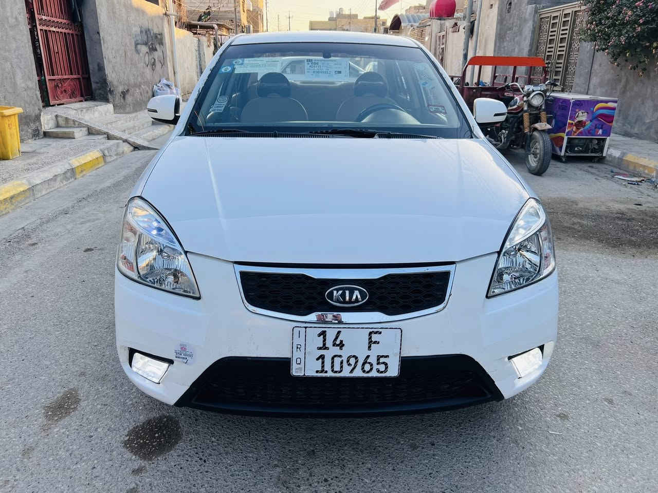 اللهم صل على محمد وال محمد
السلام عليكم 

الى عشاق الجديد كيا ريو المقدس 2012 خليجي رقم بصره الدولي الجديد هزه جديده سنويه لغايه 2030 السياره مكفوله من الضربه والصبغ والتبديل والفتح كفاله حتى الدعاميات محرك 1600 دووش مامفتوح شرط بالكارتون جاهزه السياره من كلشي مكينه وكير شرط الفحص حداديه ١٠٠/١٠٠ تبريد ثلج تدفئه تخم تاير جديد فول كهربائيات منضومه زنون شاشه ايباد كامره دواره مكان السياره الناصرية السعر 92 للاستفسار ***********
