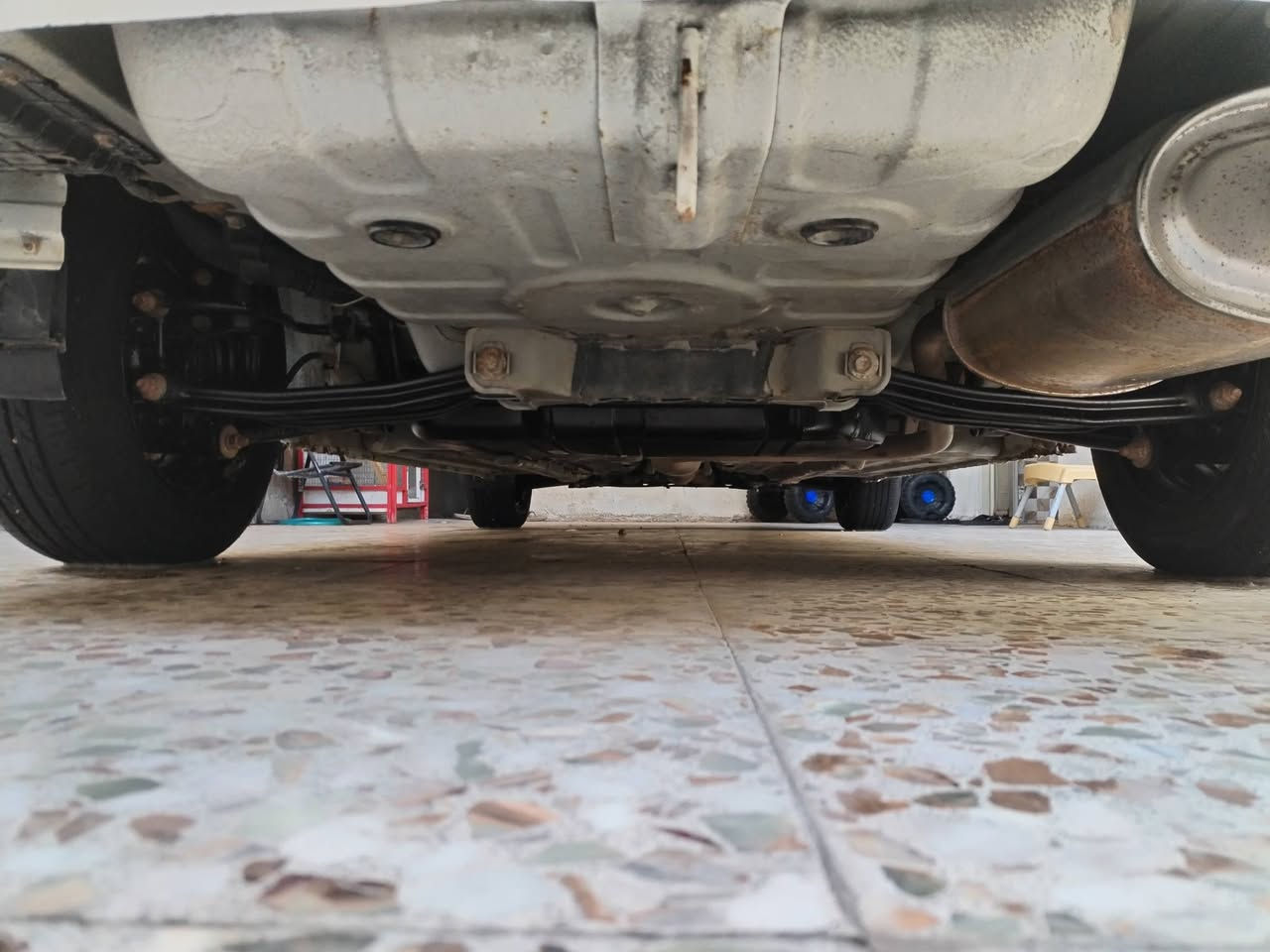 السلام عليكم فيرنا ٢٠١٤ جاملغ امامي صبغ فقط باقي السياره مكفوله لا ضربه لا تبديل لا صبغ سونار موجود مكينه جديده جاهزه السيارة حداديه تخم تاير باتري كله جديد ماشيه ١٦٠ مكاني بغداد الجديده الأمين رقمي *********** السعر ٧٤
