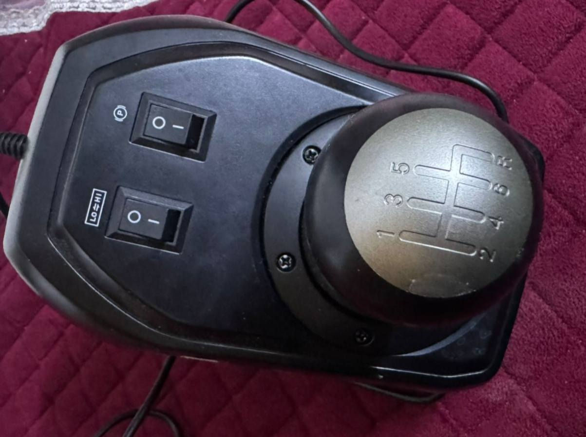 السلام عليكم
دركسونv9 فره ونص نظيف كلش 
سعر 100 قفل 
رقم ***********
