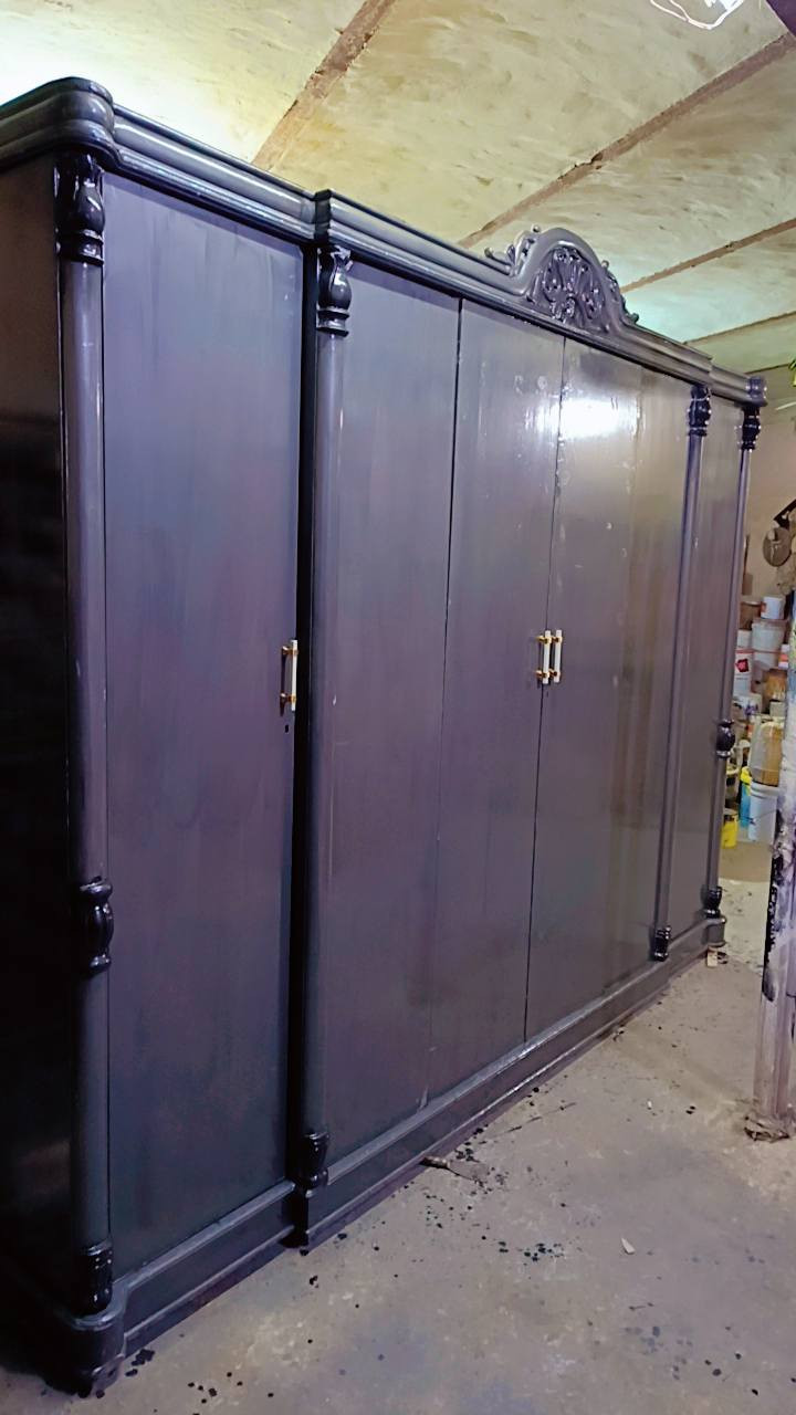 كنتور 6باب كويتي 
سعره 350وبيه مجال 
عنواني ناصرية تقاطع رايات 
للاستفسار الاتصال على رقم الهاتف 
***********
