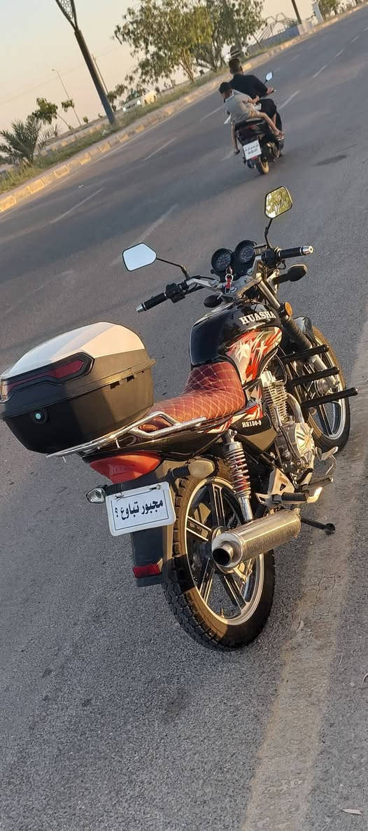 بسم الله وعلى بركة الله
هيوشه موديل 2022 يرهم مراوس ويرهم بيع نضيف حيل انضف من الصور تواير جدد محرك مكفول كير مكفول المكان حديثه بروانه 

السعر 850 وبي مجال للأتصال ***********
