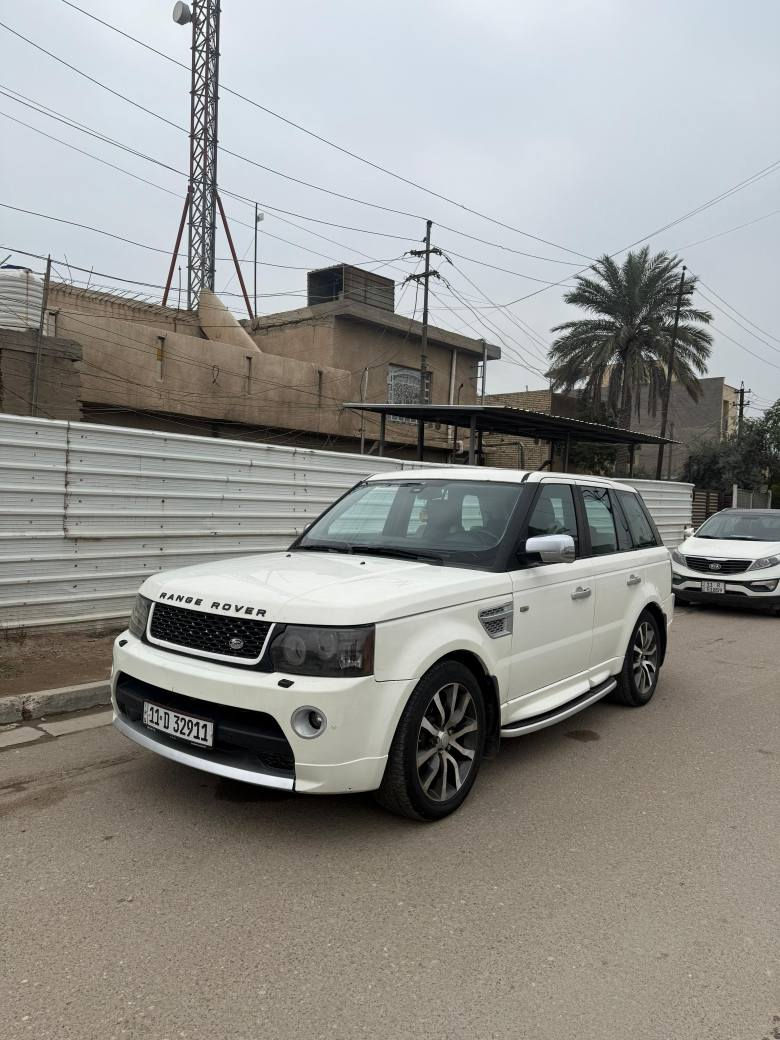 للبيع فقط السعر 68 ورقه للاتصال ***********
رانج روفر سبورت موديل 2007 محدث شكل 2013
رقم بغداد تحويل مباشر
محرك 8 سلندر العادي المحرك بي خلل حماوة يعني السياره تشتغل وره شويا تصعد حماوتها 
المحرك سابقا ممفتوح
الكير مكفول 
مواصفاتها معروفه 
السياره بالاصل چوبلس مسويها لوي عادي
وارد امريكي حادثها ضربة بالتاير الامامي بيها صبغ فقط التحديث 
المكان بغداد الزعفرانية بغداد, العراق
