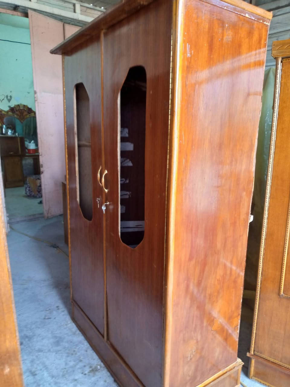 كنتور٥ باب ٢٠٠ الف
نتور ٢ باب ١٠٠ الف اتصال او واتساب***********
