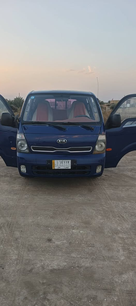 السلام عليكم دبل قماره 17مكفوله كفاله عامه كير ومكينه واكسن حداديه جديده تخم تاير جديد تبريد شغال السياره جاهزه من كلشي تحويل مباشر السعر 115 وبيها مجال للشراي رقم ***********
