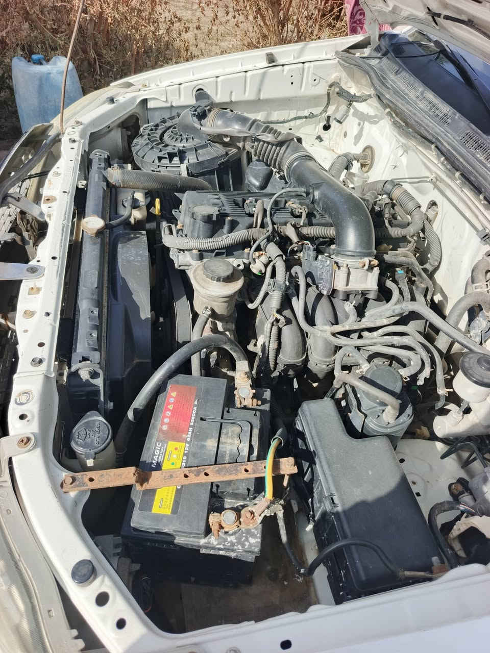 للبيع بيكم هايلوكس كويتي سياره شاصي 19كير عادي رقم واسط بيه بارد وشويه صبغ موضح بل سونار
كير ومحرك خير من الله تبريد ثلج  السعر 160 ورقه وبيه مجال موديل2009 سياره واسط قضاء الصويره الاتصال***********
***********
