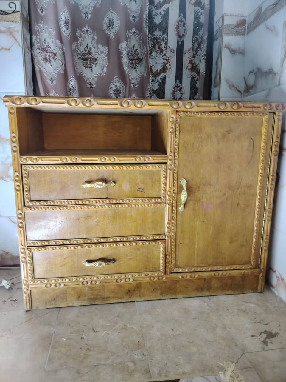 السلام عليكم غرفه صاج  ٥ملم للبيع العنوان بغداد ***********.      اسياا ***********
