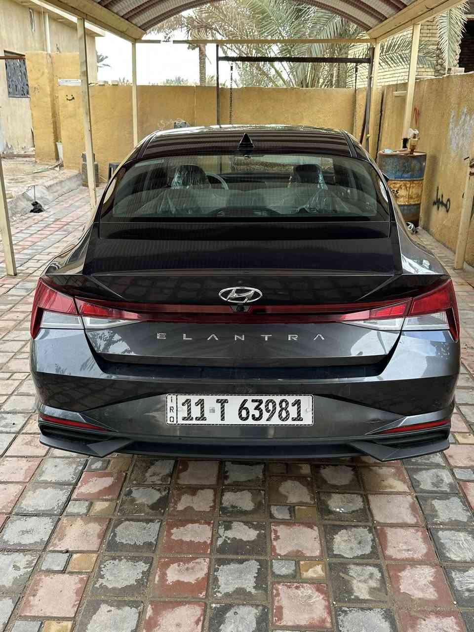 النترا مديل 2021
فول مواصفات عدا الفتحه 
كير ايتي 
محرك ٢٠٠٠ دوش 
تحكم ستيرن 
مانع نزلاق. 
كشنات تدفئه 
حساسات 
مثبت سرعه 
ماشيه 60 ميل
رقم بغداد الدولي بسمي
وبعد مواصفات معروفه 
حادثه جاملغ وبنيد اني صبغته 
سعر 140 وبيه مجال 
نعواني كربلاء الحسينيه 
***********
