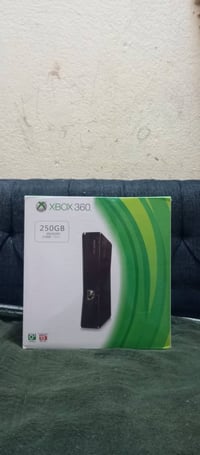 اخوان اكس بوكس 360 مستعمل لمده 7 ايام مهكر هارد خارجي ذاكره 250 گيگا ب...