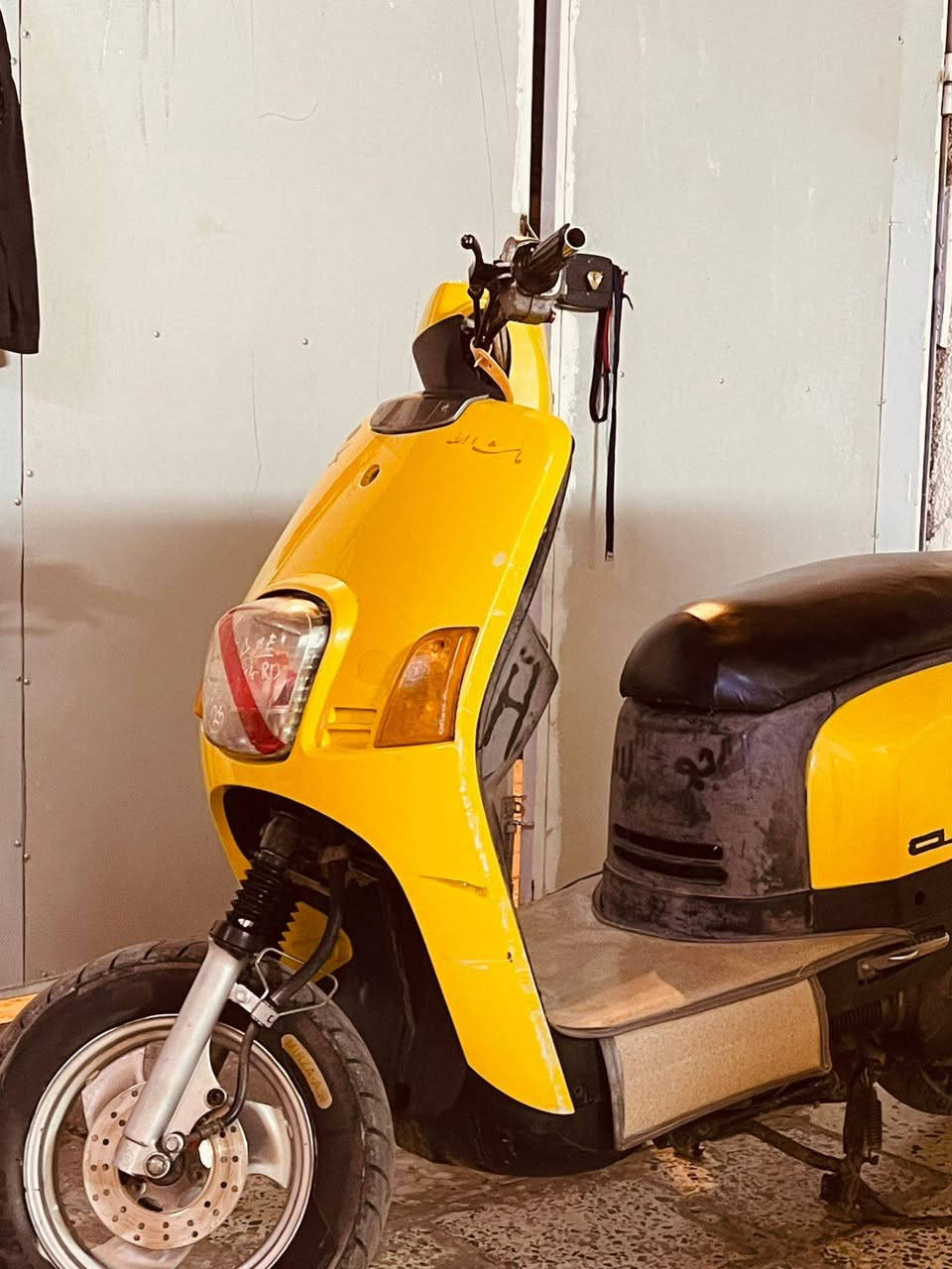 سلام عليكم ماكس بوليس لبيع نقصه بس سلف و شوته اوراق و منفيس كاملات السعر350قفل متواجد ع لفيس ***********
