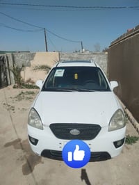 كيا كارنز • ٢٠١٠ • مكينه ٢٤٠٠