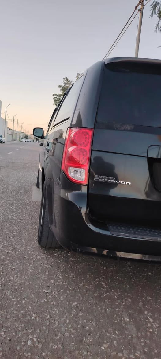 🖤 دوج كرفان 2012 فول مواصفات
🖤محرك و كير جديد مكفول 
🖤تبريد 3 قطع منفصل و ثلج 
🖤كشنات سياحي بلع 
🖤تحكمات فول ستيرن 
🖤نظام تقليل صرف بنزين 
🖤الابواب كهربائي اوتو 
🖤جامات 6 كهربائي 
🖤تخم اطارات جديد 
🖤شاشة وكامرا 
🖤فرس سقفي فرس ارضي 
🖤كشنات مخمل 
🖤رقم اربيل 
🖤صور الحادث مرفق بلصور 
🖤بجم كبس شركة 
🖤السعر 113 وبيها مجال 
🖤للاستفسار واتساب *********** او الاتصال على رقم ***********
