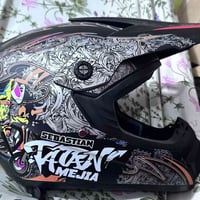 خوذه • قياس XL • جديده