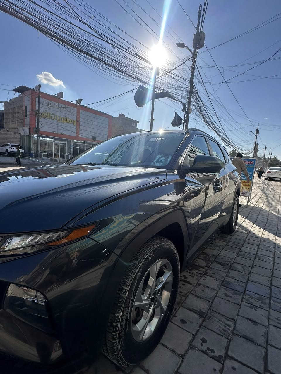 السلام عليكم 
توسان هونداي

2024 ضرر السيارة بل منشور 

السيارة بسمي رقمهة بغداد

لونهة رمادي 

دفع رباعي 

مواصفات السيارة

ابواب بصمة+شتغيل عن بعد 

تحديد مسار 

شاشة كبيرة كار بلي

كشنات حار 

رادار بل مري

تبريد لمس 

كشن كهرباء

جنطة كهرباء 

توقيف ذاتي

مكينة2500 تنفس طبيعي
 

عنوان السيارة بغداد الامين  + شارع الضلال (ما متواجد خاص)

***********
