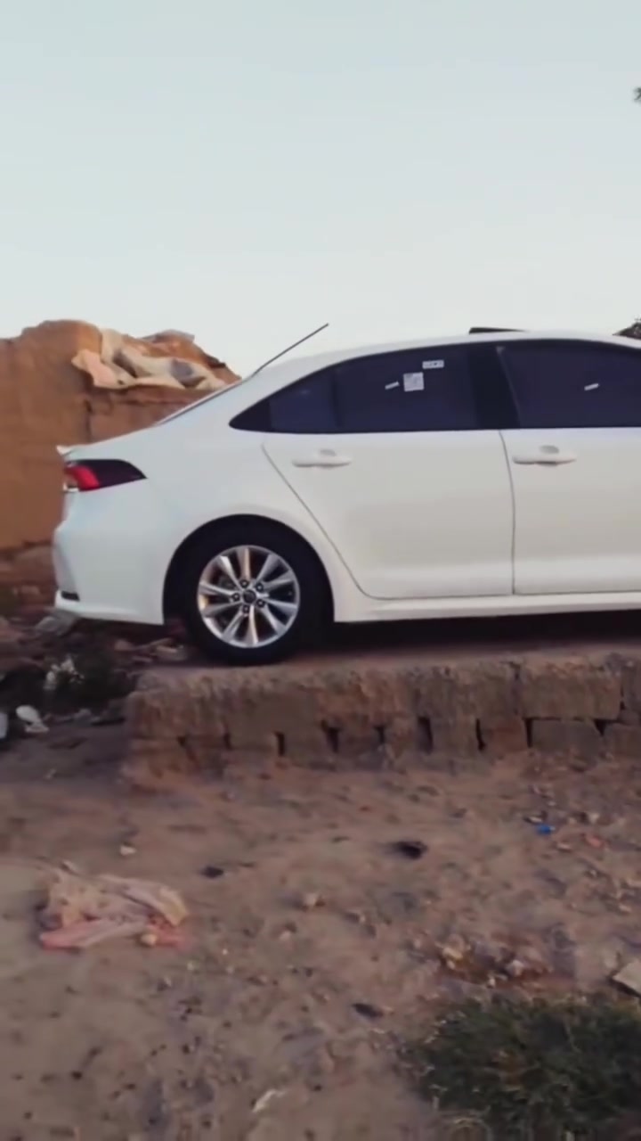 السلام عليكم
🚘 كورلا هايبرد 2025 
📜 المواصفات 👇
🚘 خليجي 
🚘 17 الف كيلو متر
🚘 الموديل 2025
🚘 سعة المحرك 1,8L
🚘 مرتبط بناقل حركة أوتوماتيكي 
🚘 عدد AIR BAG 8
🚘 سلايد رووف
🚘 لايت زينون 
🚘 حجم الاطار 205/55R16 
🚘 ويل كب 16
🚘 مفتاح التشغيل بصمة
🚘 دشبول ديجيتال 
🚘 شاشة اصلية
🚘 كاميرا 
🚘 مثبت السرعة Cruise
🚘 تحديد المسار
🚘 المودات والأوامر الصوتية
🚘 فحص أنظمة السيارة 
🚘 حساسات ضغط اطارات 
🚘 تبريد شاشة
🚘 قطعتين تبريد
🚘 هاند بريك بصمة
🚘 نظام مانع الانزلاق 
🚘ا ISOFIX    ايزو فكس
🚘 اوتو هولد Auto Hold 
🚘 اشارة في المرايا الجانبية
🚘 مخرج منفذ الطاقة
🚘 ا  Bluetooth 

📍 العنوان الديوانية المركز

‼️ السيارة محجوزة للشركة وبظمانتي ‼️ 

💵 السعر 140 ورقة وبيها مجال بسيط.


**إذا كنت صاحب هذا الإعلان وتريد حذفه لأي سبب، رجاءا أرسل رسالة إلى الدعم الفني**