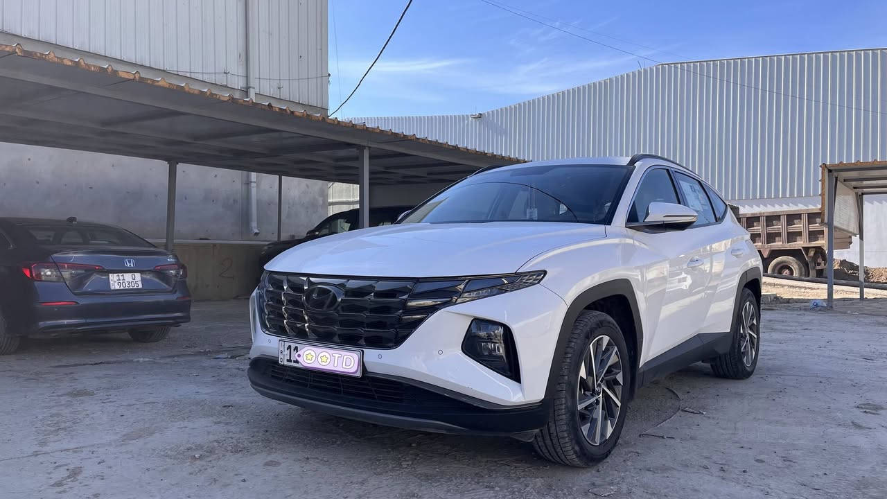 توسان 2024 خليجية وكالة شركة الاولى
ماشية 52 الف رقم بغداد 
مواصفات السيارة
● بصمة وتشغيل عن بعد
● حساس امامي خلفي مع كامرة خلفية دوارة
● شاشه ابل كار + شاشه عداد دجتل
● اوتو هولد 
● كراسي ٢ كهرباء
● مري شفط

○ ملاحظات السيارة ( موضحة بالصور بالمنشور )

• رصعة بالباب الخلف سائق 
•جانب الايمن للدعامية الامامية مكحل
• مع وجود اثار نكراش حصو بالدعامية الامامية بسبب الطرق
• الجامة الامامية للسيارة مفطورة

سعر السيارة 208 مجال بسيط جداً

مكاني بغداد الدولعي 
رقم الهاتف ***********
