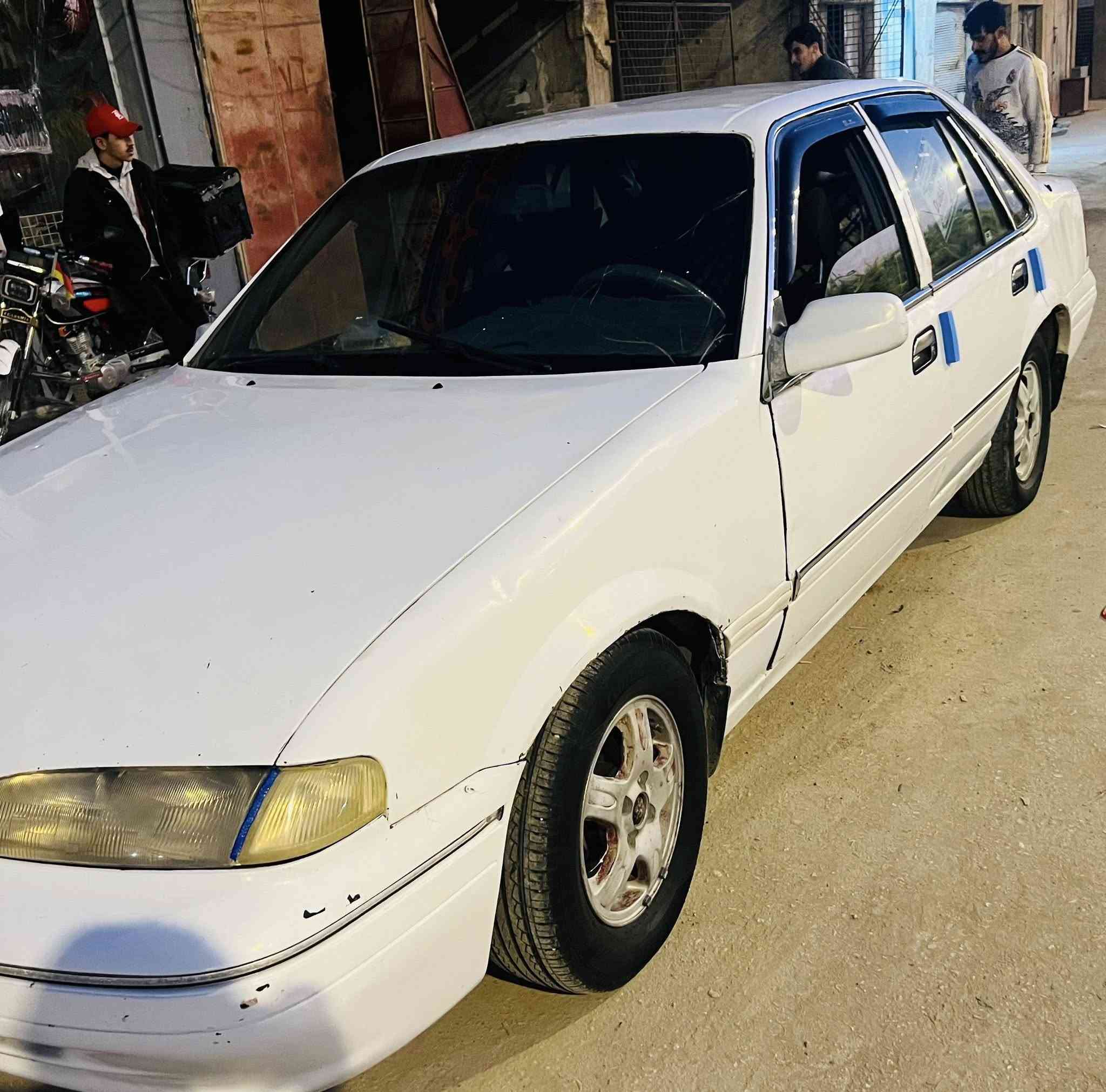 سلام عليكم 
للبيع دايو فراشه موديل ٩٦ محرك مفتوح نضيف وكير نضيف وكهربائيات شغاله كله تبريد شغال رقم انبار سياره نضيفه وباسمنه مكان قظاء راوه 
سعر ٣٠ بيه مجال 
رقم ***********
