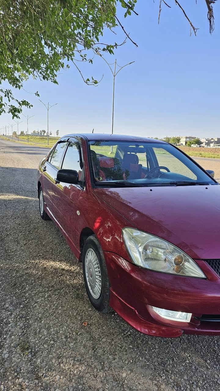 لانسەر 2008 مارۆنی ، گێڕ ئۆتۆماتیکی مەکینە بچوک ، هەموو گیانی بەشەرت هیچ لێدراویەکی نییە 5 پارچەی لەسەر ساغی بۆ جوانی بۆیاخ کراوەتەوە.
تەبرید
شاشە ئایپاد
کامێرا
سویچ کۆنتڕۆڵ
کامل کراوە بە سپۆرت
کۆبۆنی بەنزینی لەگەڵدایە
تایەکانی نوێیە
کامل سێرڤسی بۆکراوە لەمانگی ڕابردوو.
ڕەقەم و سەنەوی نوێیە تا 2029
هەموو گیانی بەشەرتی ئەوەی مەسرەفی نەبێت
نرخ 75$
***********
