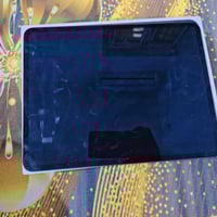 آيباد M4 • ١٣ انش • نظيف بطارية ١٠٠٪