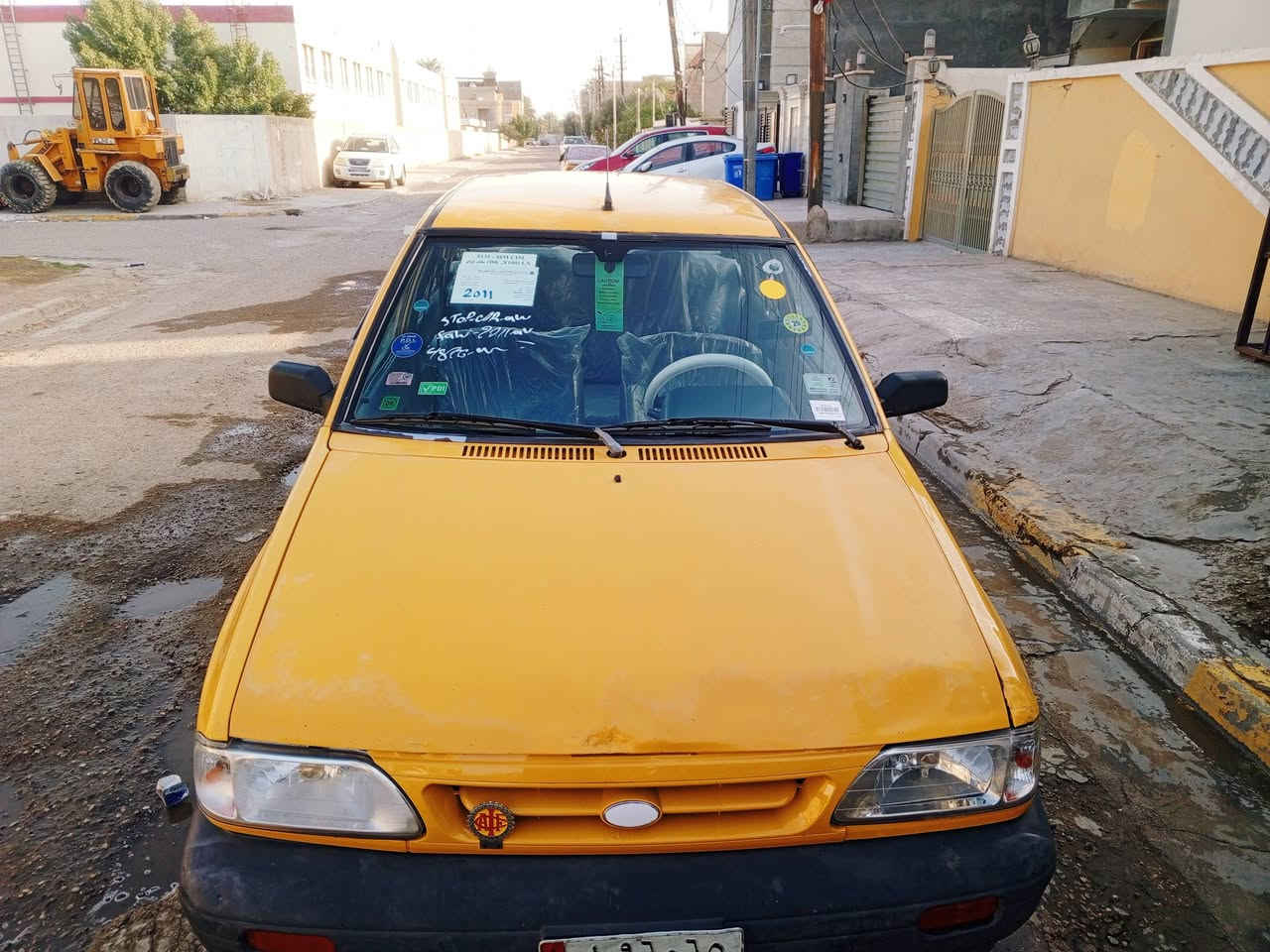 السلام عليكم سايبا للبيع موديل 2011 رقم بغداد كير محرك تخم تاير جديد شواصي نضاف هيئة غرامات مصفرة تحويل ثاني يوم السعر 26وبيهةمجال مكان السيارة بغداد العامريه لاستفسار ***********
