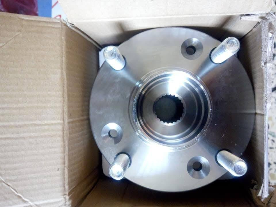 بسم الله الرحمن الرحيم ..

رمضان كريم.. 

للبيع
 بولبرن امامي اصلي ختم شيري لسيارات فلوين + فلنجة بولبرن امامي نوعية درجة اولى..

المراسلة على ماسنجر
او  *********** واتساب.
