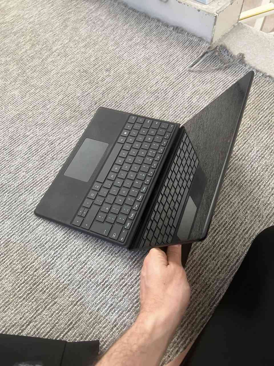 السلام عليكم 
بيع فقط 
سيرفس برو X للبيع 
13.3 2K IPS 
Core SQ1
ram 16GB DDR4 
Hard 256 SSD
مع شاحنه اصليه و كيبورد اصلي 
مستخدم قليل 

السعر 700 الف
بيع فقط


**إذا كنت صاحب هذا الإعلان وتريد حذفه لأي سبب، رجاءا أرسل رسالة إلى الدعم الفني**