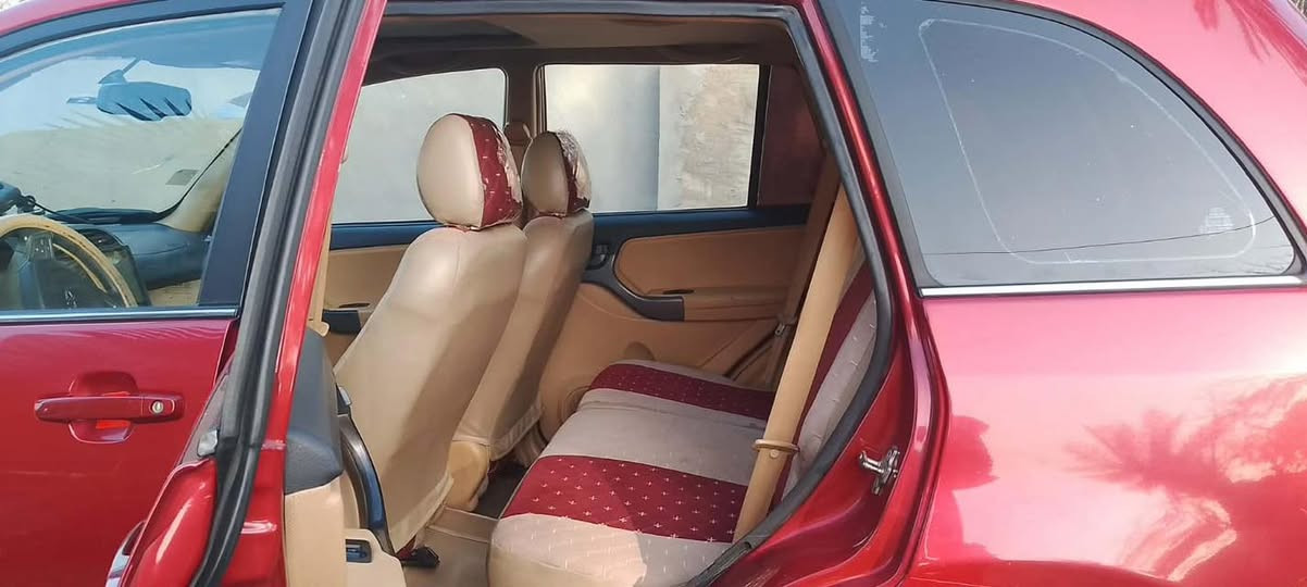 السلام عليكم شيري تيكو للبيع 2013 لون ماروني رقم بغداد مشروع وطني تحويل ثاني يوم /تخم تاير جديد السبير منازل مال شركه الخياس صفر دوشمه جديده تغليف فوك البلادي وكير ومحرك وكشر وخياس وصدرها جديد مكفول عام وكلشي شغال بيها عدا التدفئه السعر 75 ورقه وبيها مجال العنوان بغداد ابو غريب الحمدانيه الثانيه 
***********  متوفر واتساب
.
متوفر واتساب وخط ‭0750 052 3632‬
