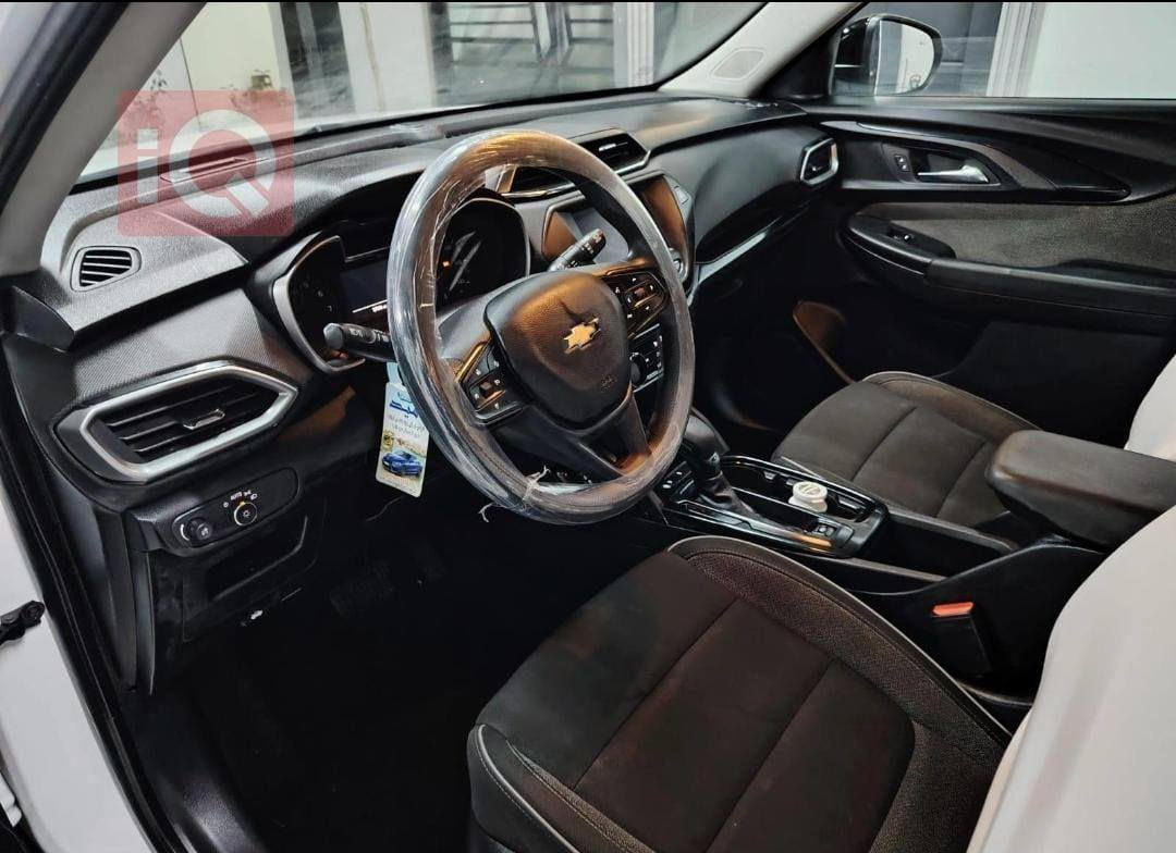 شوفرليت بليزر بوكس  2021 السعر 145  كل قطعها بلادي تفاصل اكثر اتصل ***********
