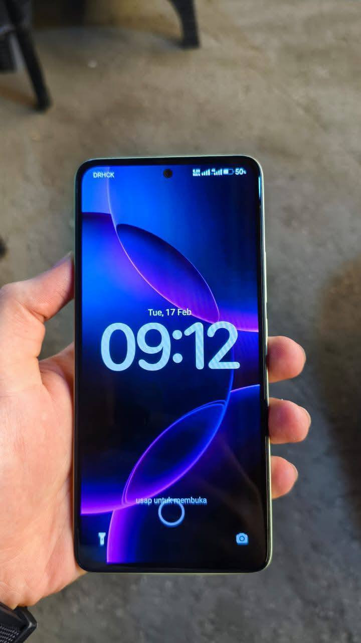 ريدمي نوت 14
ذاكرة 256 رام 8+8 
نضيف كلش سعر 175 بي مجال بسيط للشراي


**إذا كنت صاحب هذا الإعلان وتريد حذفه لأي سبب، رجاءا أرسل رسالة إلى الدعم الفني**