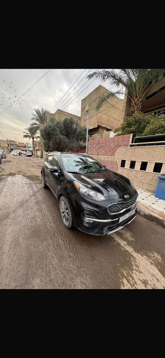 السلام عليكم 
سبورتج 19 مكينه GDI 2400 للبيع او مراوس بيها قطعه وحده صبغ سونر مرفق لمنشور سياره جاهزه للخير مابيها ملاحضات فول مواصفات عده لفتحه كشنات تدفئه تبريد شفتات ستيرن بصمه  مكاني 
 بغداد غزاليه *********** سعر 165
