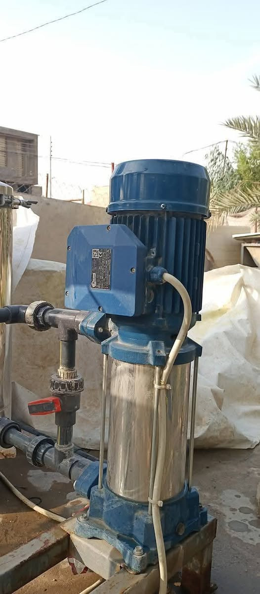 منضومة ماء ارو مواطير ايطالي
2 متر شغالة كاملة مع ثنين تانكي 
8000 لتر للبيع  للاستفسار *********** اتصل او وتساب  السعر 3 مليون بي مجال للشراي مكاني نجف
