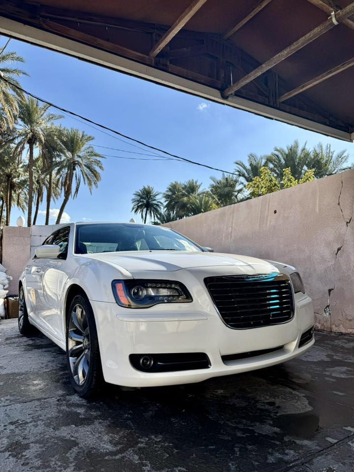 كرايسلر اوباما
فئة الـ S 2014 
فول
كفالة عدا بارد بالباب
رقم بغداد
المكان بابل
استفسار اكثر اتصال او مراسلة واتساب
***********
