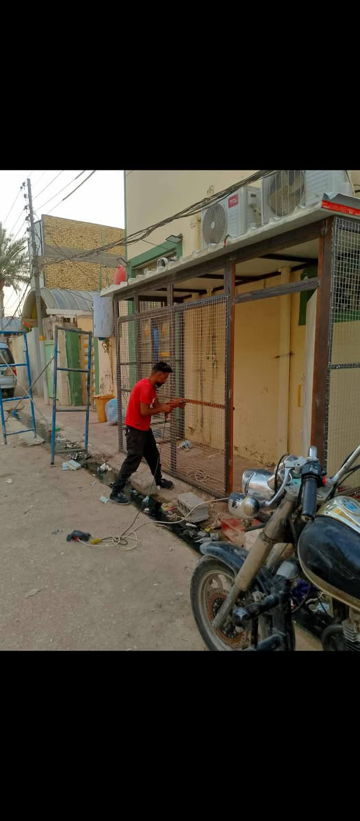 حداد متنقل في النجف 
***********
