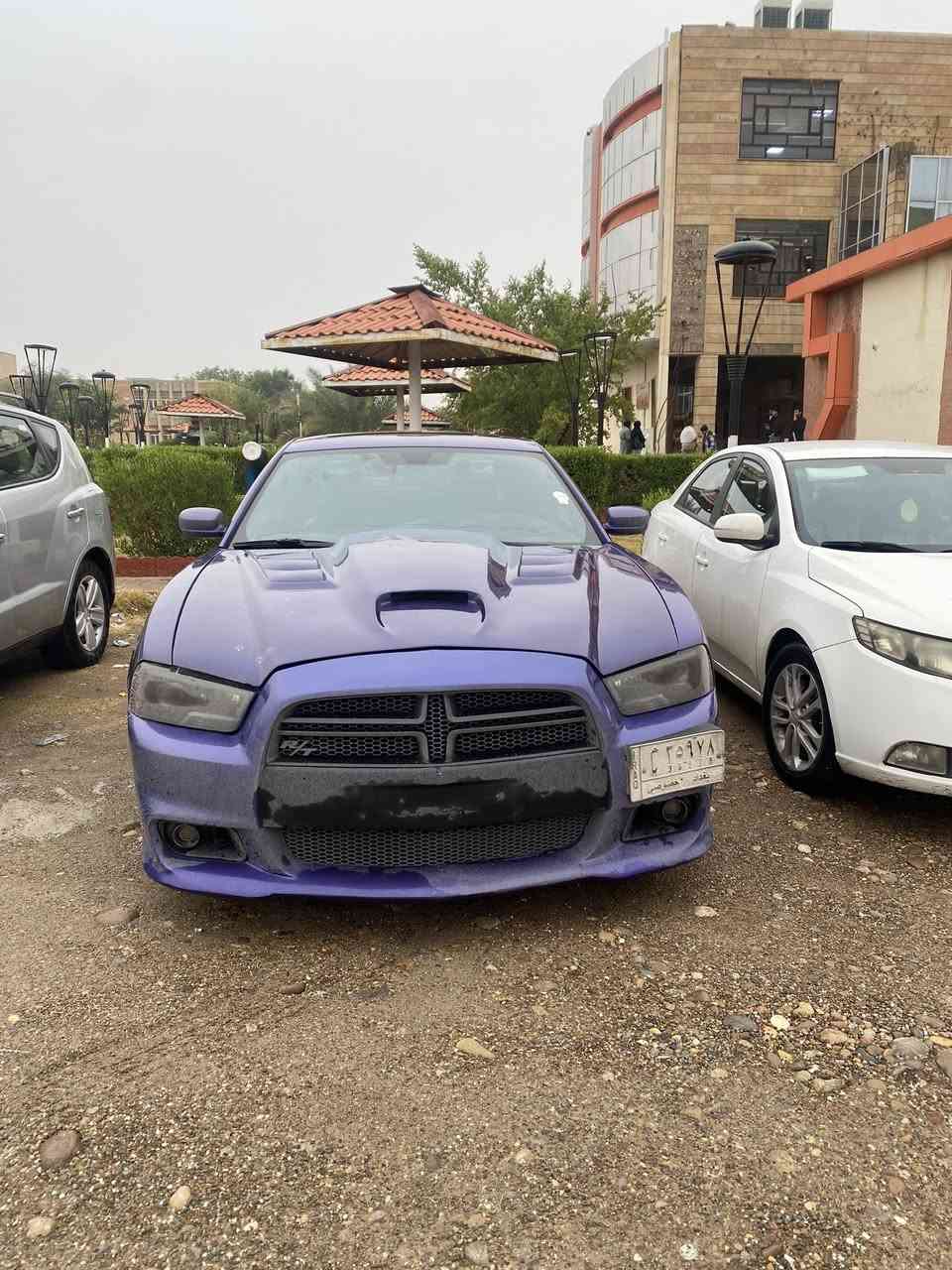 جارجر 2014 RT MAX فول مواصفات 🔥
لون بنفسجي اصل 💜
تدفئه تبريد بالكشنات 
شاشه كبيره
شفتات ستيرن 
فتحه سقف
عليها برمجه مصطفى ايگل ☠️🔥
السياره مصبوغه حزام جماليه اثر تخريب 
رقم بغداد موازي مدفوع وكامل بس تشد لوحات ♥️
مكان السياره تكريت 
رقم الهاتف ***********
