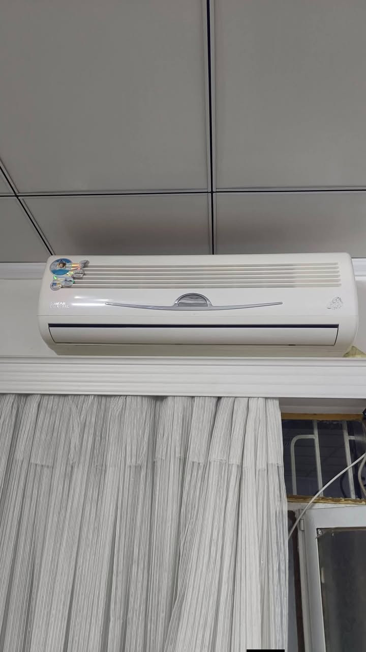 للبيع سبلت نظيف كلش طن ونص سعره ٢٠٠ الف
غسالة تركي ٨ كيلو بشرط سعره ١٦٠الف
***********
