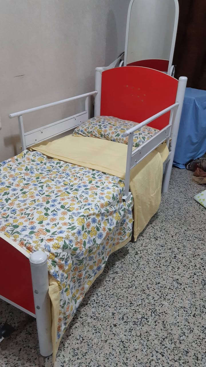 السلام عليكم
غراض للبيع


**إذا كنت صاحب هذا الإعلان وتريد حذفه لأي سبب، رجاءا أرسل رسالة إلى الدعم الفني**