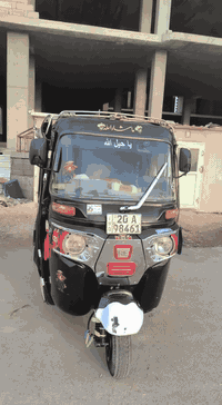 السلام عليكم تكتك موديل 22 شهر ال11 مكينة واكسل خير من الله كفالة كشر نظيف عدا ضربة صغيرونة جوة اللغد وبس والباقي كلة كفالة رقم ديالى انكليزي شاشة كاربلي كاميرا 360 درجة حساس خلفي جرس N سطاب لايت العيون الشريرة وبعد بيها هواي كماليات السعر 10 وبيها مجال مكاني بهرز حي الشرطة الاتصال على وبيك خير وتدلل ***********
