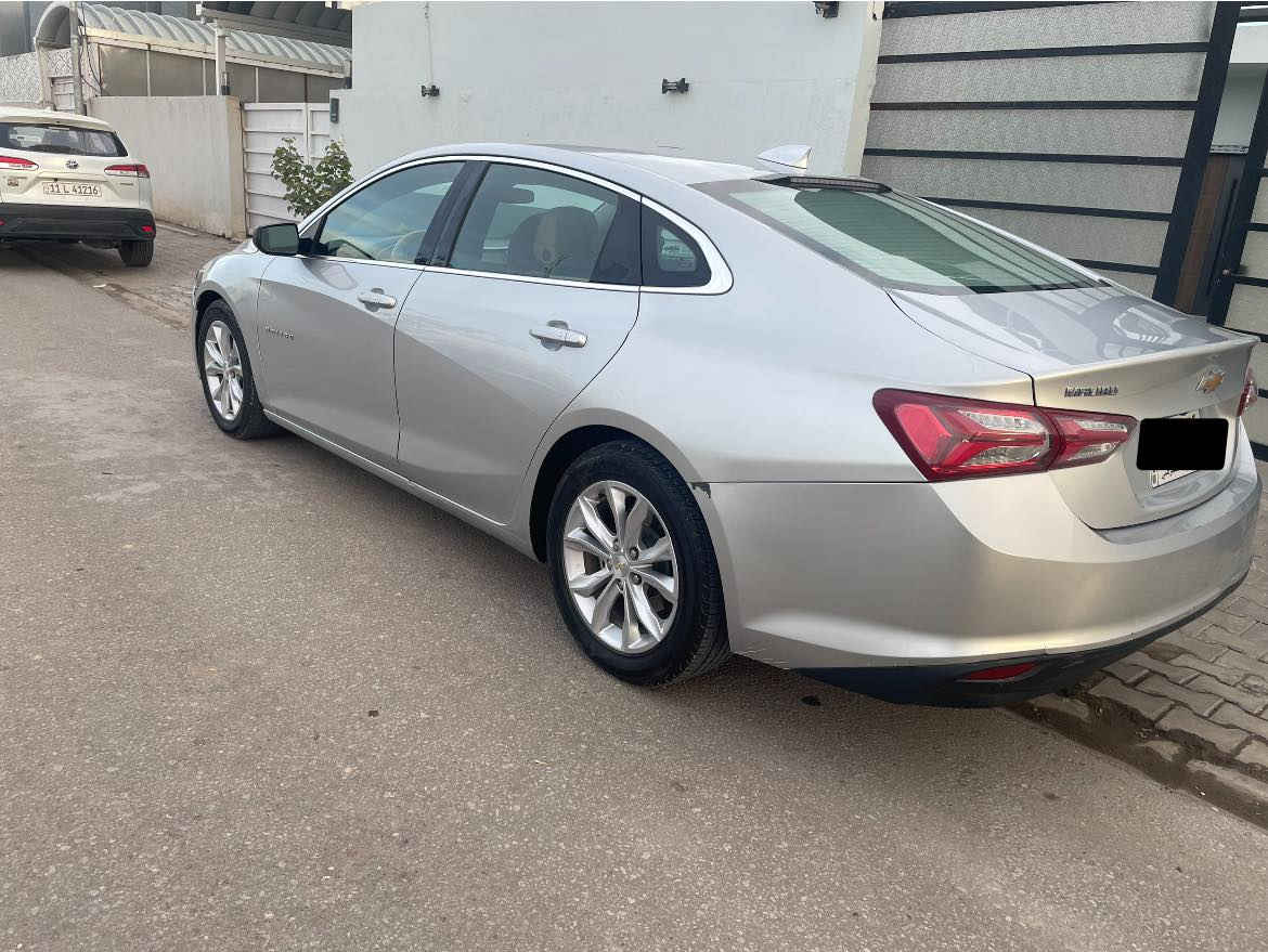 سيارة ماليبو 2022

مواصفات LT

داخل مشمي 

الحادث باب السائق والخلفي يعني الحادث مو امامي 

رقم قادسية معوقين

ماشية 74000 mi

السعر 115$

***********
