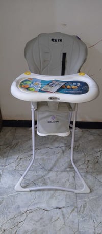 كرسي جديد • أطفال • قابل تفاوض