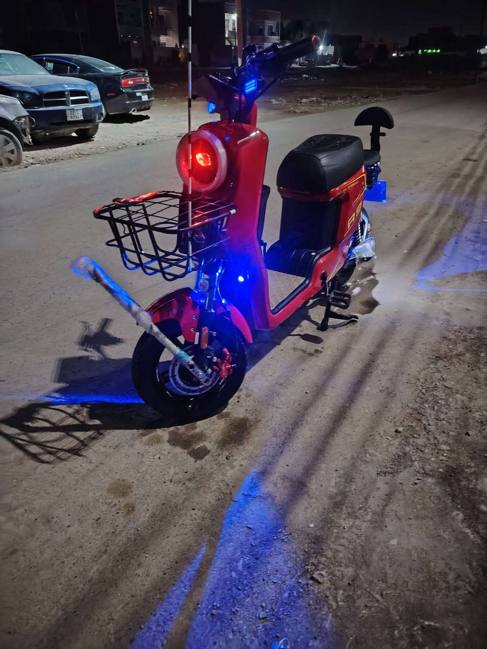 دراجه ار ٩ موديل ٢٠٢٥ دراجه نضيفه خمس بطاريات نضام بك دبل اشاره شاشه ملف الف وخمسميه دراجه جديده السعر 450 وبي مجال الرقم ***********
