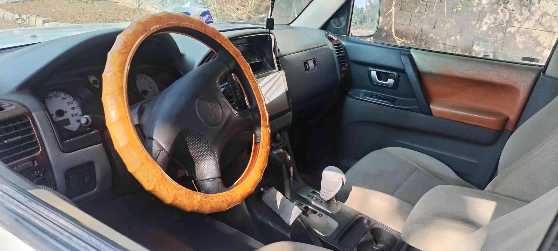 ٢٠٠٧ بغداد مكينه ٣٨٠٠ بيها جوملغ صبغ فقط والباقي مكفول من كلشي سعر ٩٠ مكاني راشديه مال لحسينه *********** يرهم مراوس
