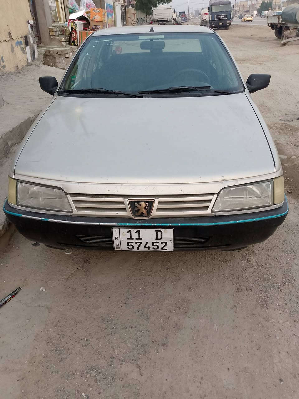 بيجو روى موديل 2009 كفالة عامة جديدة ماشية82 عنوان بغداد مدينة الصدر الاورفلي بيع  مستعجل تصال 
***********
